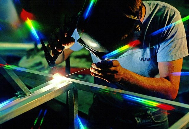 O Impacto da Inteligência Artificial no Mercado de Trabalho: O Futuro das Profissões