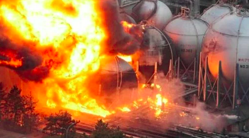 Fukushima (2011) – O Terremoto e o Colapso Nuclear no Japão